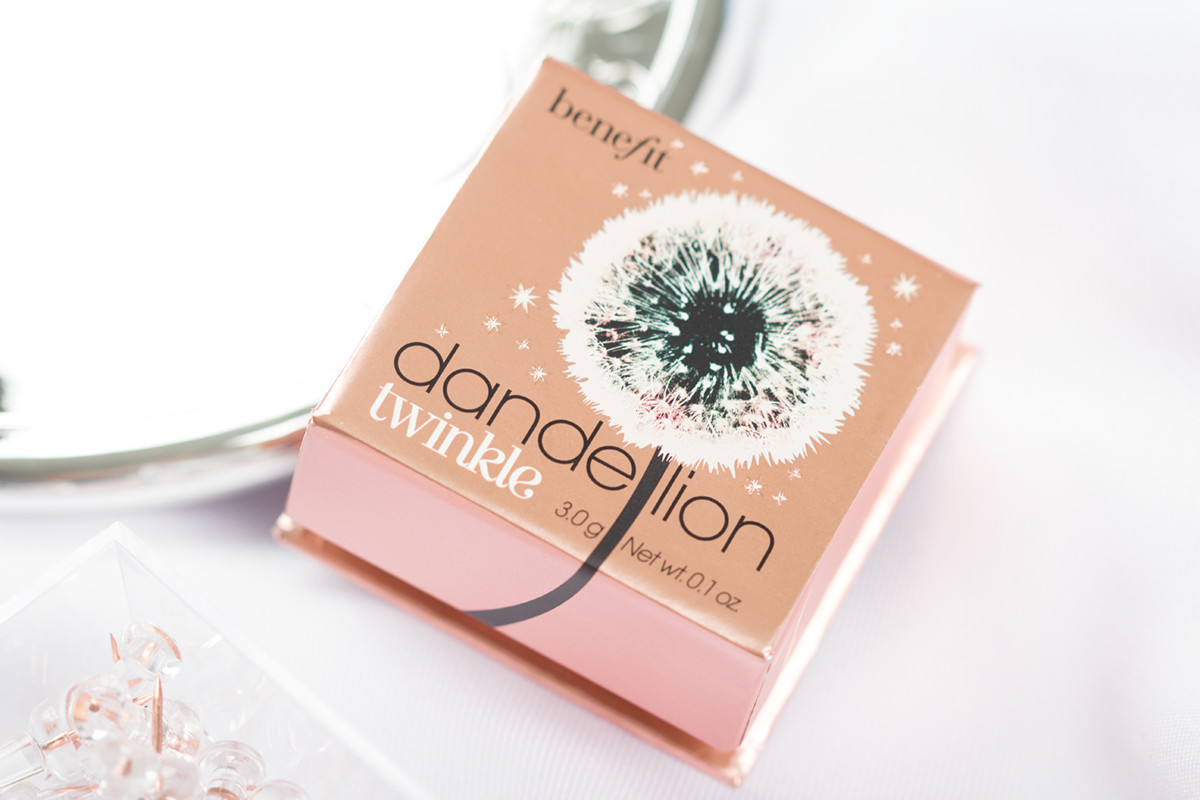 Benefit Cosmetics Dandelion Twinkle opakowanie