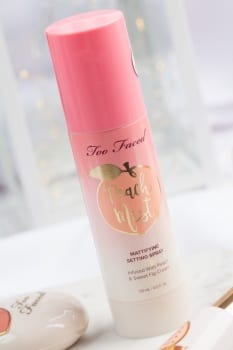 Too Faced Peaches and cream collection Peach Mist mattifying setting spray-02